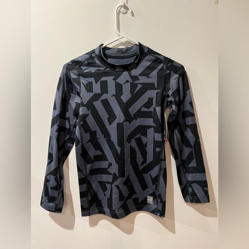Nike geometric shirt
